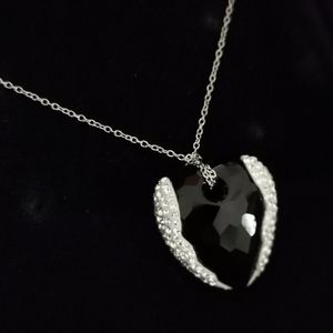 ‼️sold‼️Swarovski necklace